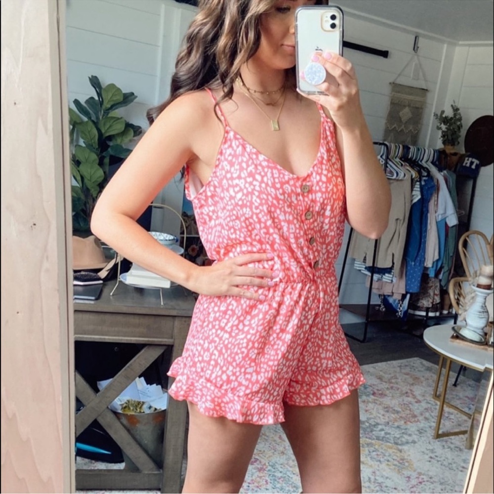 Pink Lily NEW Pink Leopard Print Romper